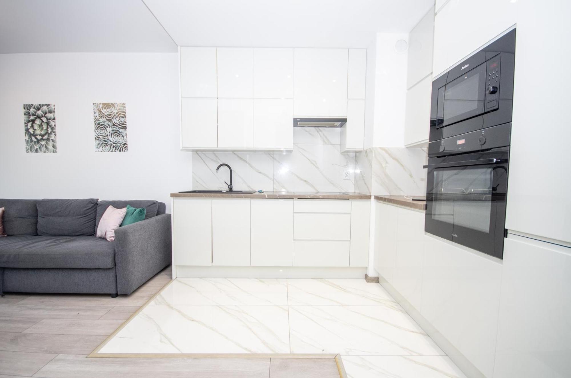 Inpoint Zablocie Modern Apartments For Work&Travel Cracovia Exterior foto